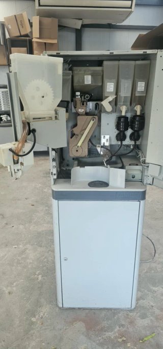 Lote 7 máquinas vending necta