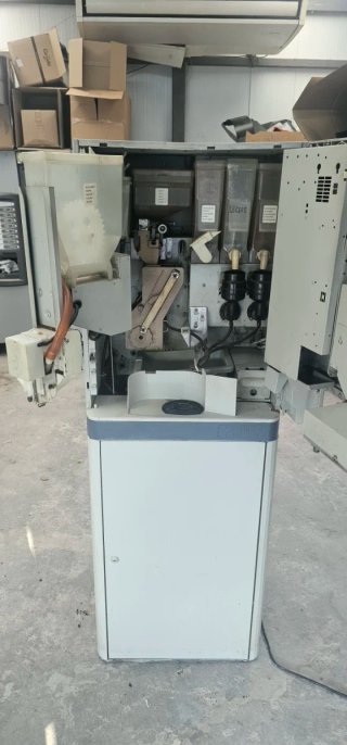 Lote 7 máquinas vending necta