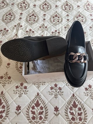 Mocasines Negros Catwalk con Cadena