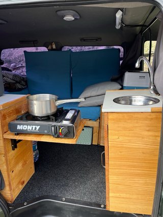 FURGONETA CAMPERIZADA