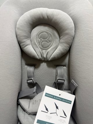 NUEVA Cybex Lemo Bouncer (Accesorio Trona) - Gris
