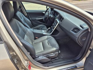 Volvo S60 2014 D4 181 cv 148 000km