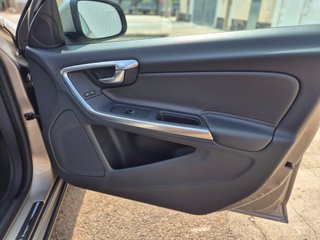 Volvo S60 2014 D4 181 cv 148 000km