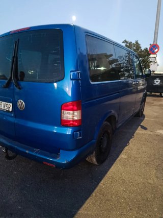 Volkswagen Transporter Shuttle