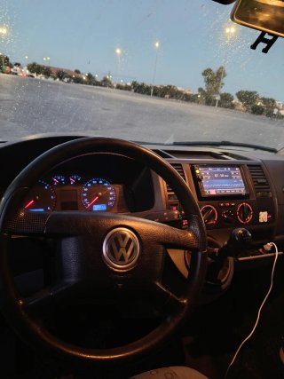 Volkswagen Transporter Shuttle