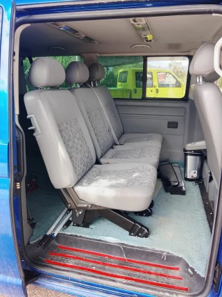 Volkswagen Transporter Shuttle