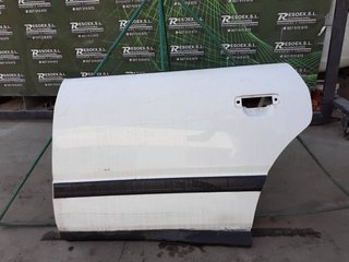Puerta trasera izquierda AUDI 100 BERLINA C4