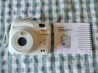 Cámara Fujifilm Instax Mini 11 Blanca