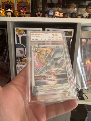 Carta Pokémon Arceus VSTAR Gem Mint 9.5 (NKR)