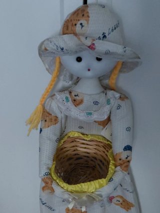 Muñeca de trapo decorativa