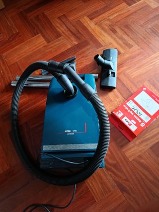 Aspirador Solac 1200 Compact
