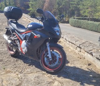 Suzuki GSX650F Sportbike