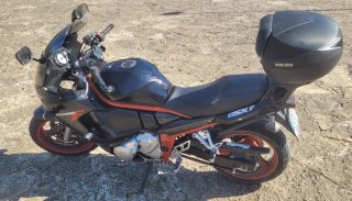 Suzuki GSX650F Sportbike