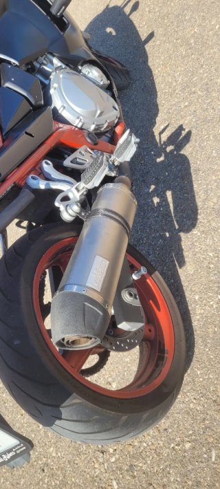 Suzuki GSX650F Sportbike