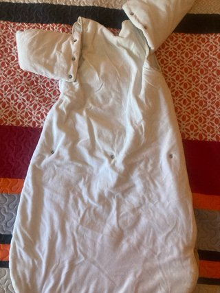 Saco de dormir para bebé y protector de cuna