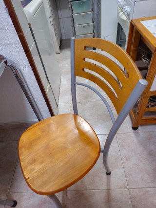 Mesa y 2 Sillas Comedor