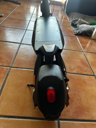Patinete Eléctrico ZCOUGAR Negro