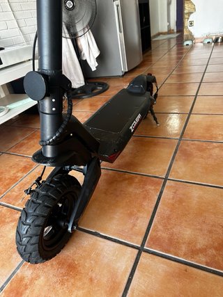 Patinete Eléctrico ZCOUGAR Negro