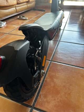 Patinete Eléctrico ZCOUGAR Negro