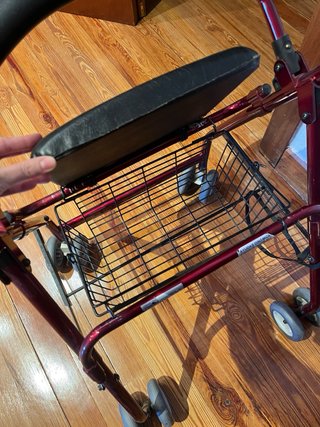 Andador Rollator AD 160 Rojo