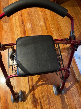Andador Rollator AD 160 Rojo