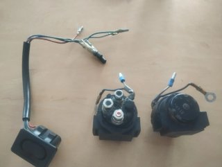 Relés trim, Pulsador trim Motor y Solenoide Arranq