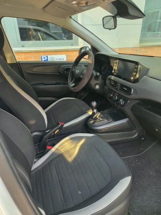 Hyundai i10 2022