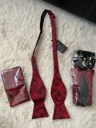 Set de Pajarita y Accesorios Rojo