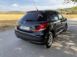 Peugeot 207+ 1.4HDi 68cv 2014