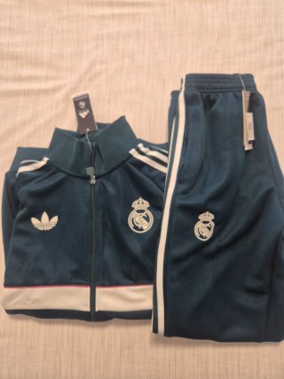 Chándal Real Madrid Adidas Talla XL Verde