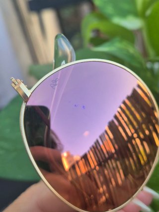 Modelo: Ray-Ban Round Metal RB3447 Doradas