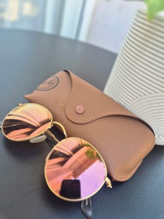 Modelo: Ray-Ban Round Metal RB3447 Doradas