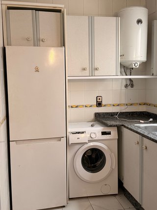 Nevera y congelador Balay Blanca