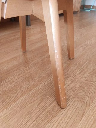 2 Sillas Blancas para Niños