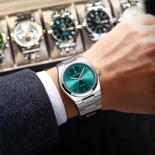 Reloj Poedagar Hombre Verde y Plateado