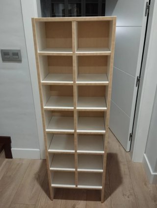 Mueble para CDs de madera