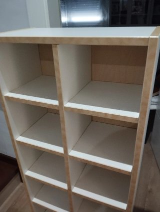 Mueble para CDs de madera