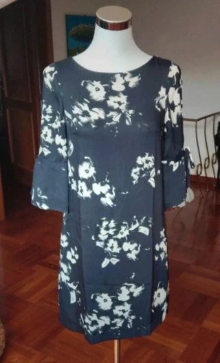 Vestito donna nero con fiori bianchi
