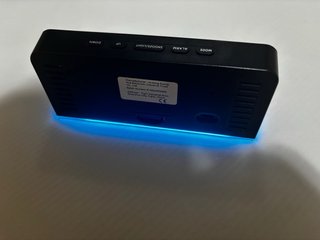 Reloj Digital de Mesa con Luz LED