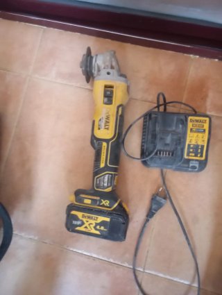 Radial de batería DeWalt 18V