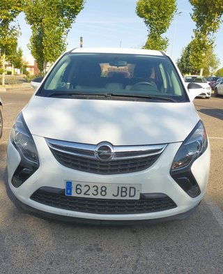 Opel Zafira Tourer 2014