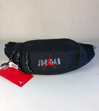Riñonera Jordan Negra