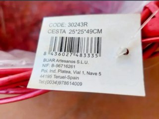 Cesta de Mimbre Roja