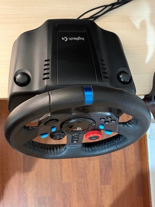 Volante Logitech G29 con pedales y palanca PC/PS5