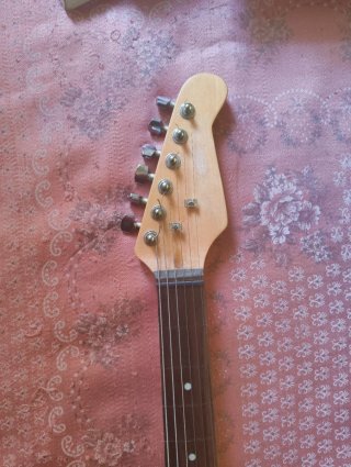 Guitarra Sonora Fretless Eléctrica