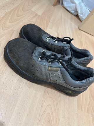 Zapatos de seguridad Deltaplus