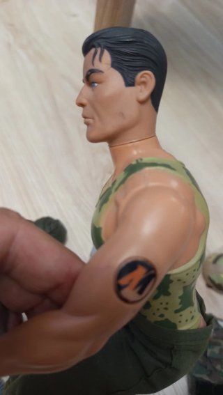 Muñeco Action Man con accesorios
