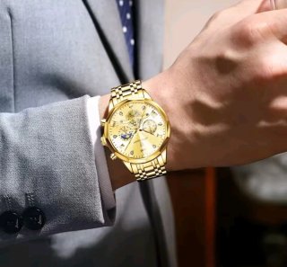 Reloj Poedagar Dorado para Hombre