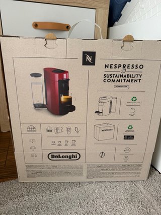 Cafetera Nespresso Vertuo Plus Negra
