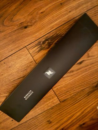 Cafetera Nespresso Vertuo Plus Negra